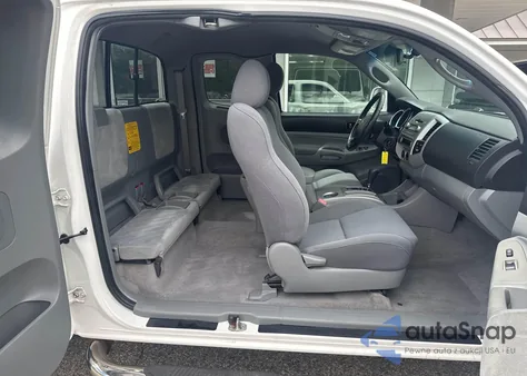 2008 Toyota Tacoma Access Cab z USA, uszkodzony, nr VIN 5TEUU42N58Z487696